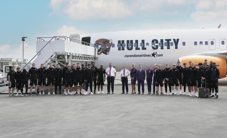 Hull City Corendon Airlines Özel Uçağı ile İstanbul’a Geldi